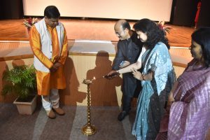 Lighting of the Lamp